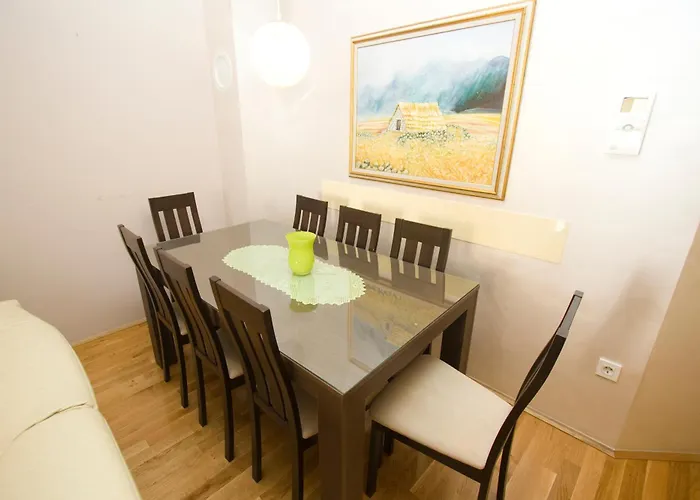 Alpeza Apartamento *