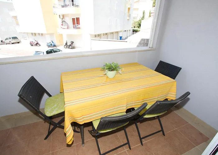 Alpeza Apartamento