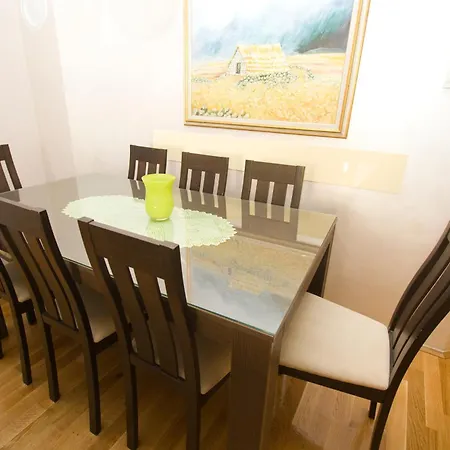 Alpeza Apartman Makarska